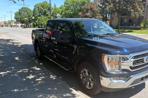 Ford F-150 2022 in Montréal