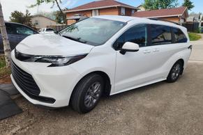 Toyota Sienna 2026 in Calgary
