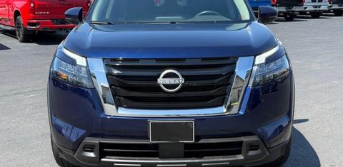 Nissan Pathfinder 2025