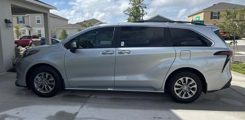 Toyota Sienna 2025