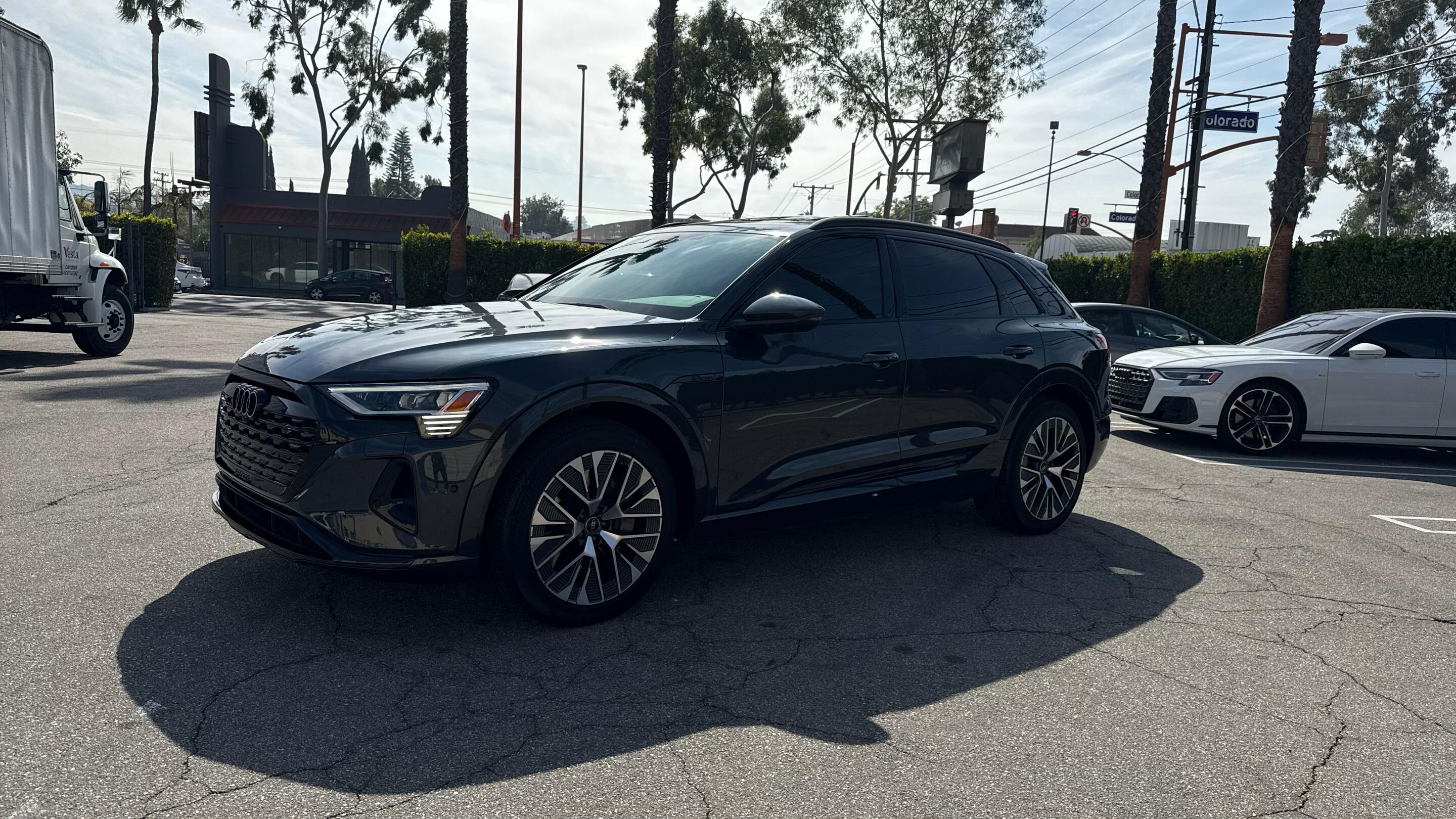 Audi Q8 e-tron 2024 in Glendale, CA