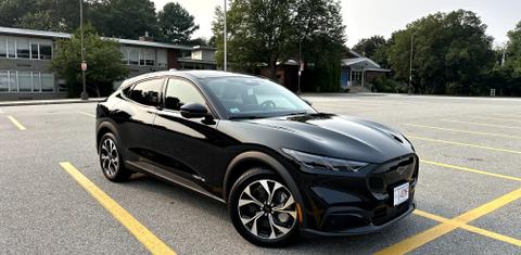 Ford Mustang Mach-E 2025