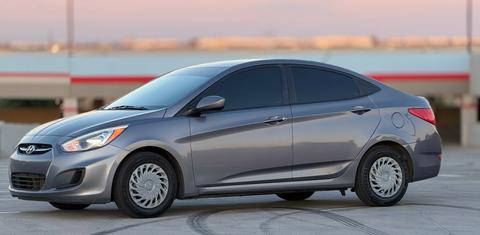 Hyundai Accent 2015