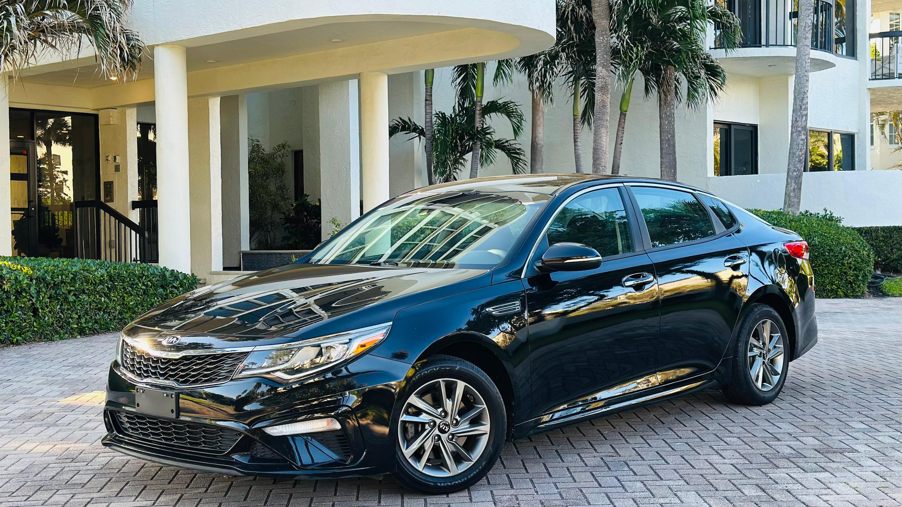 Kia Optima 2019 — Car rental alternative in West Palm Beach, FL