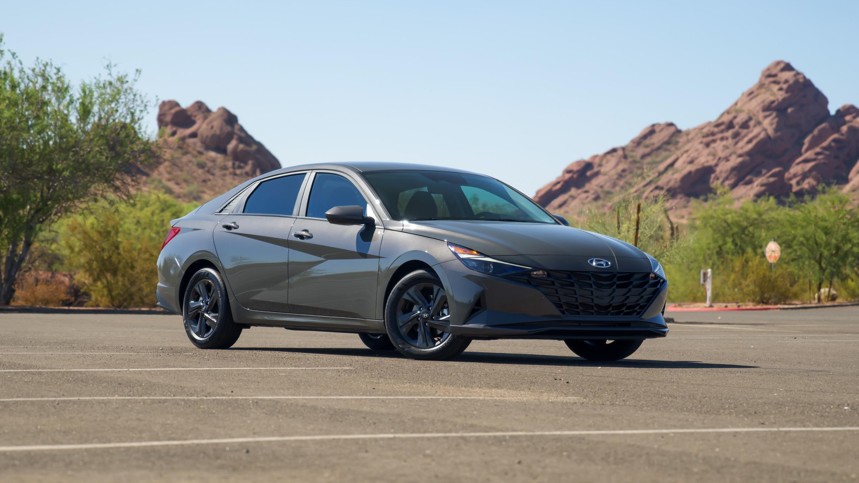 Hyundai Elantra 2023 in 