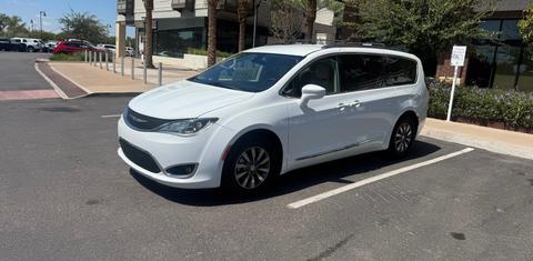 Chrysler Pacifica 2019