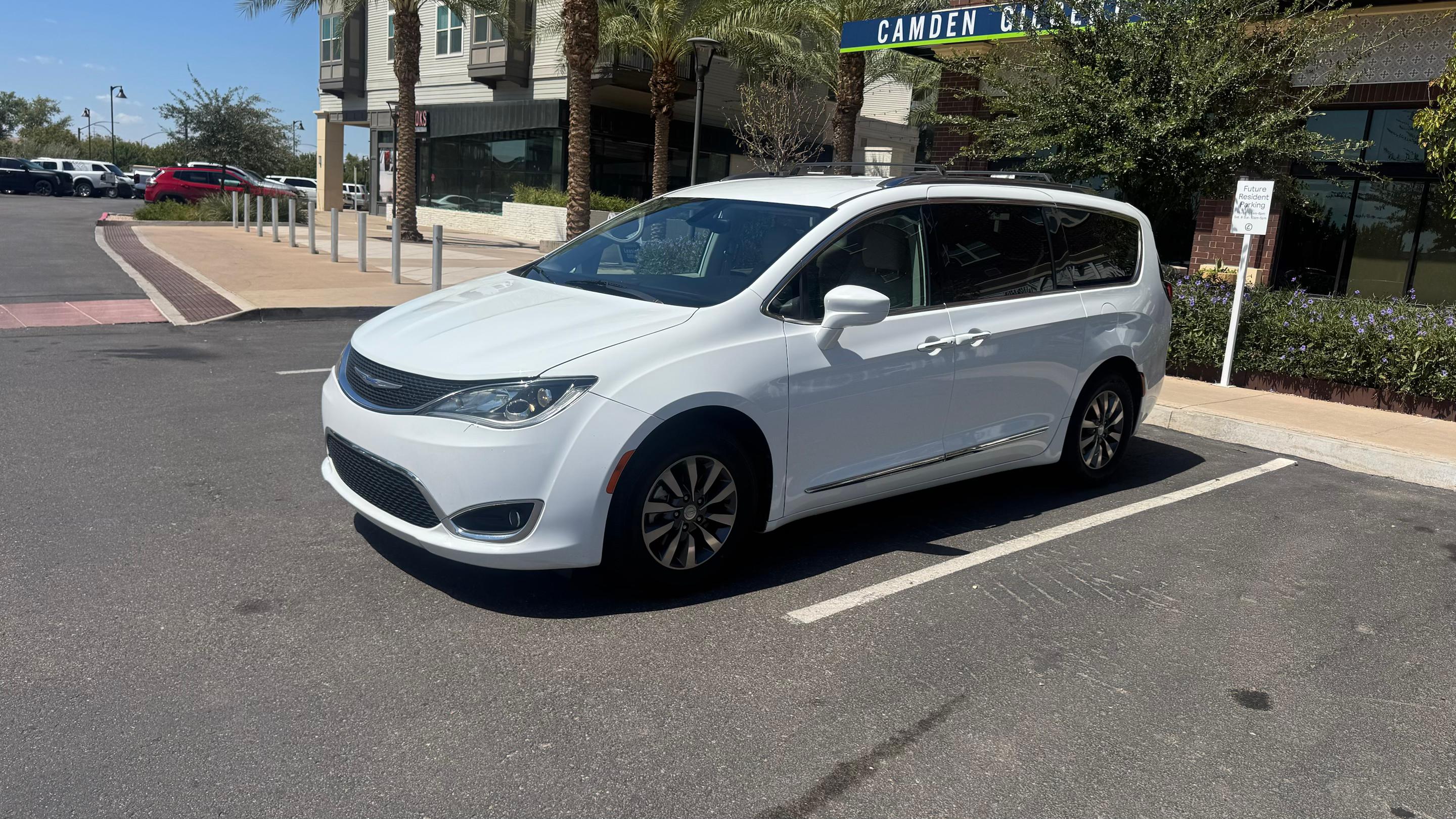 Chrysler Pacifica 2019 in Gilbert, AZ