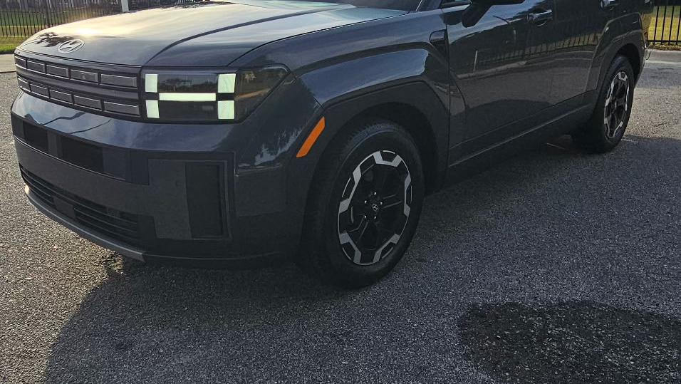 Hyundai Santa Fe 2025 in Kissimmee, FL
