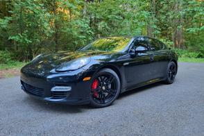 Porsche Panamera car