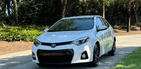 Toyota Corolla 2015