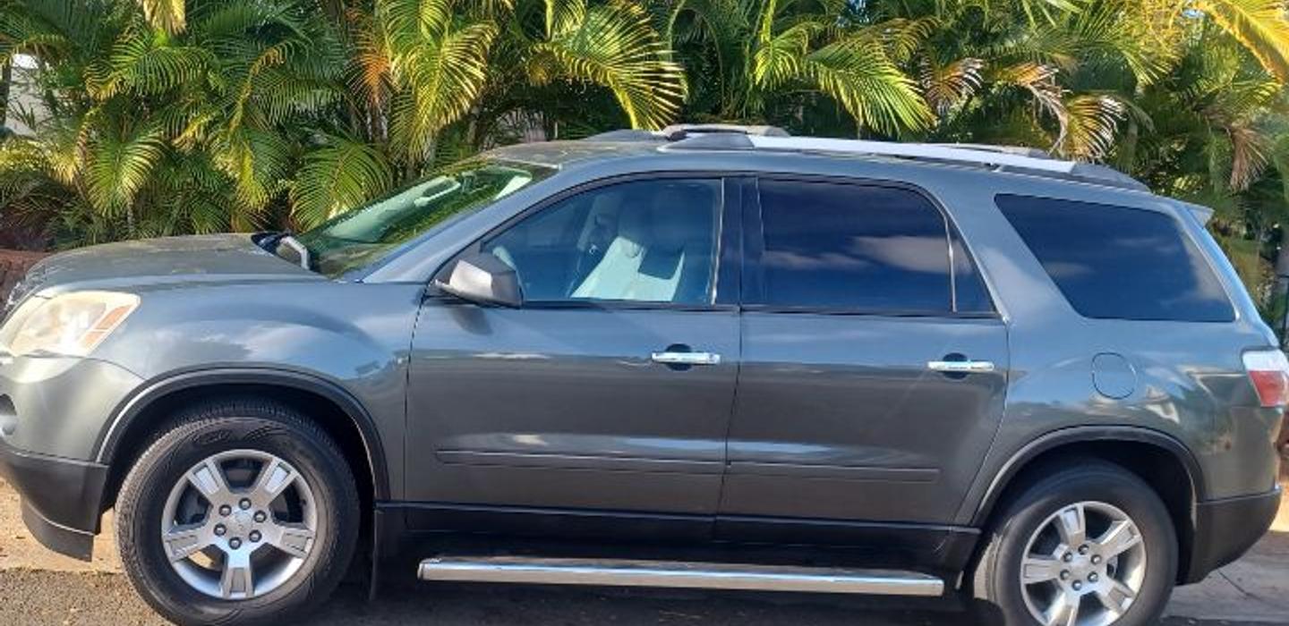 GMC Acadia 2011 rental in Waipahu, HI by AJ T. Turo