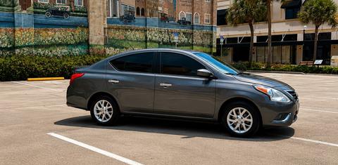 Nissan Versa 2018