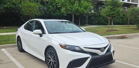 Toyota Camry 2021