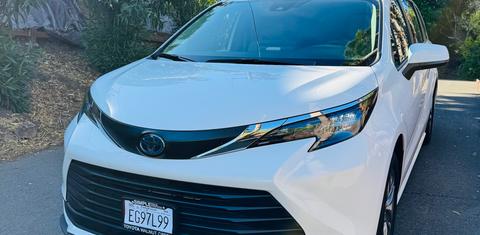 Toyota Sienna 2025