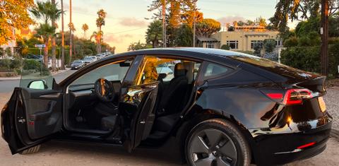 Tesla Model 3 2022
