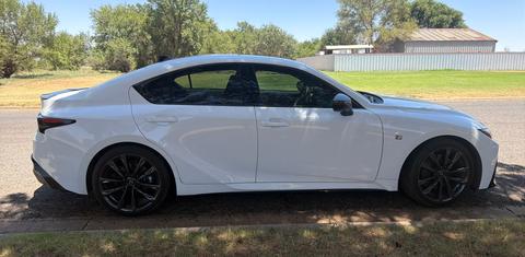 Lexus IS 2025