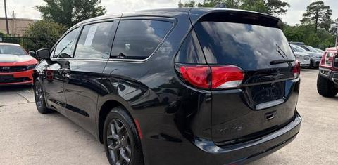 Chrysler Pacifica 2018