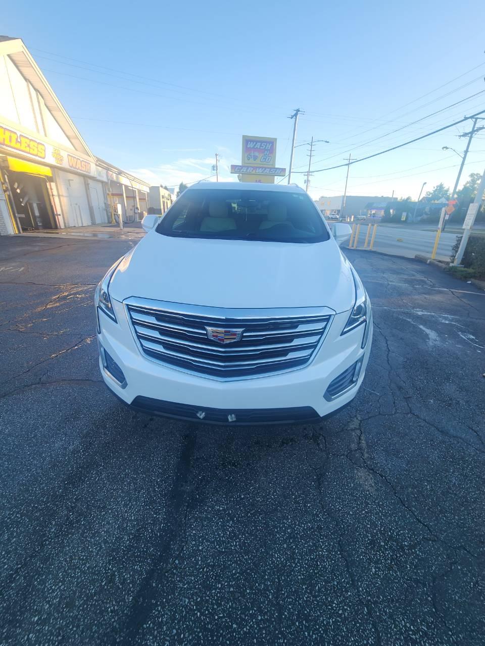 Cadillac XT5 2017 in Cleveland, OH