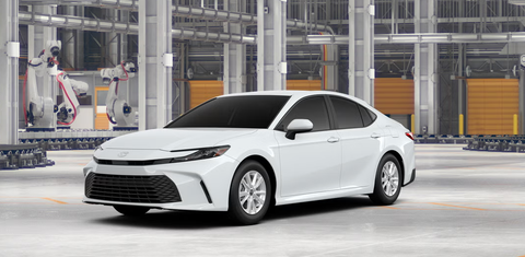 Toyota Camry Hybrid 2026