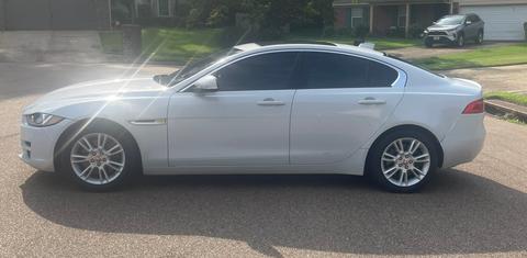 Jaguar XE 2017