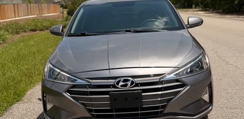 Hyundai Elantra 2019