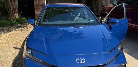 Toyota Camry Hybrid 2025