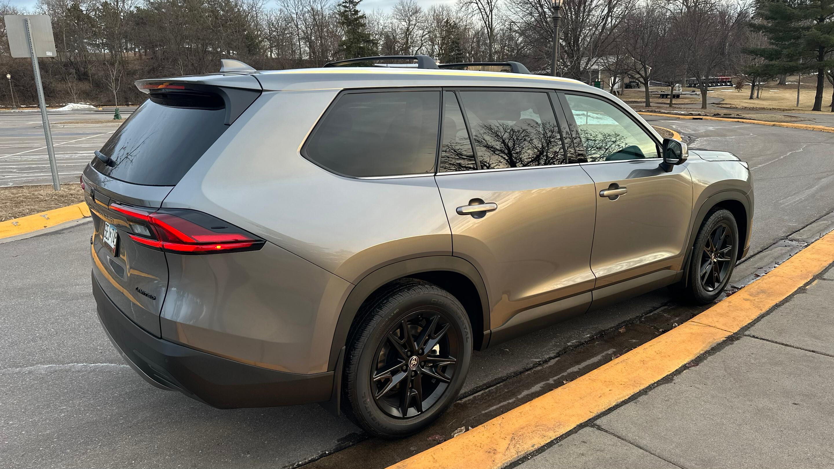 Toyota Grand Highlander 2025 in Saint Paul, MN