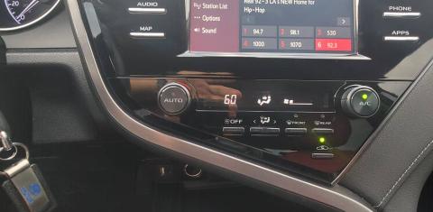 Toyota Camry 2019