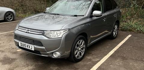 Mitsubishi Outlander 2015