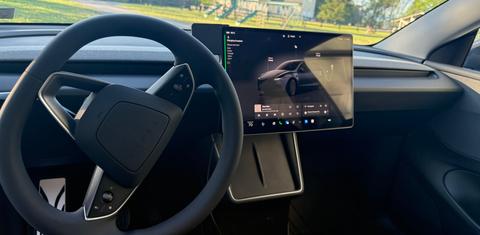 Tesla Model Y 2026