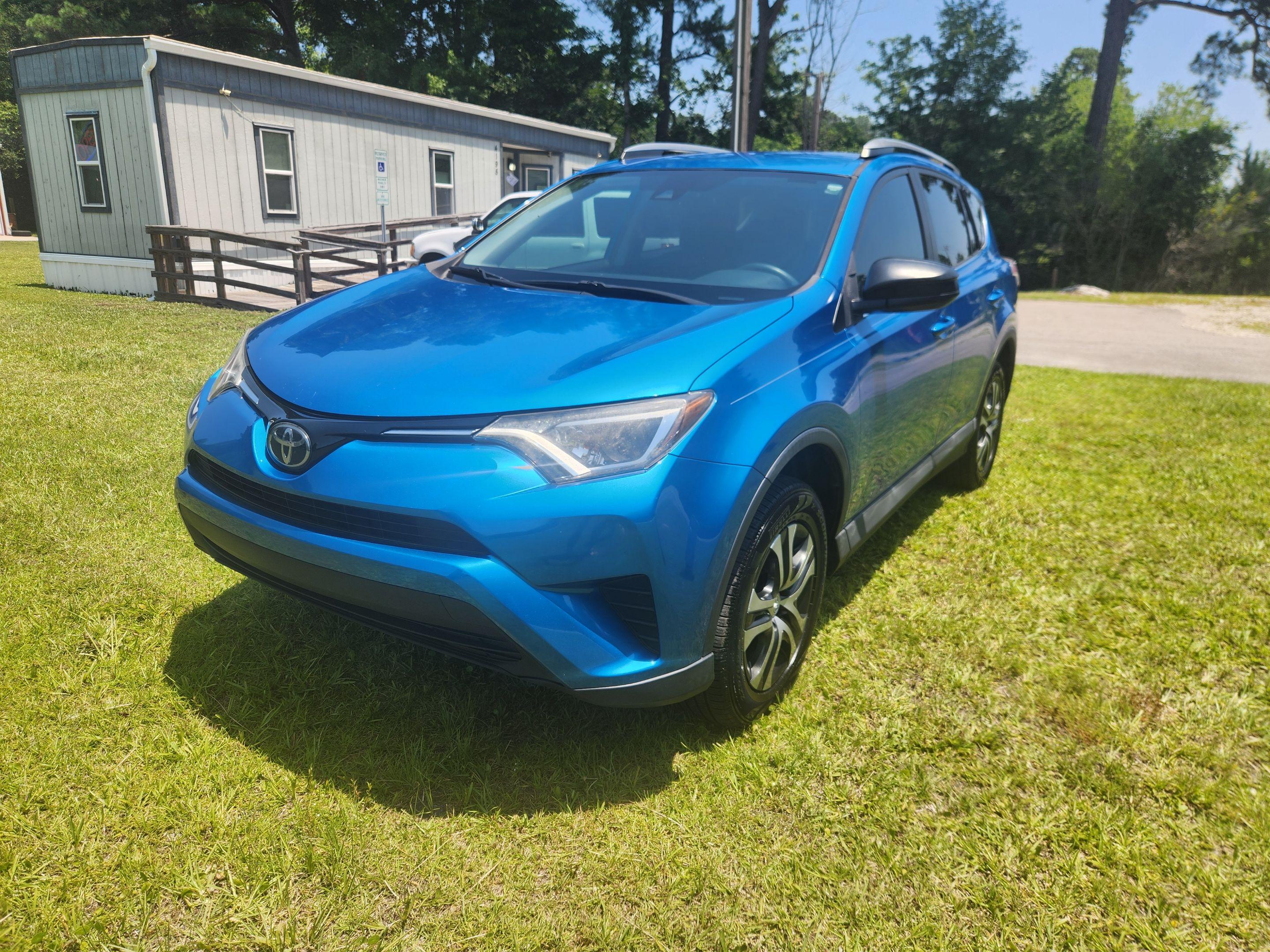 Toyota RAV4 2018 in Castle Hayne, NC