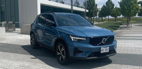 Volvo XC40 2024