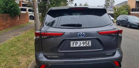 Toyota KLUGER 2023