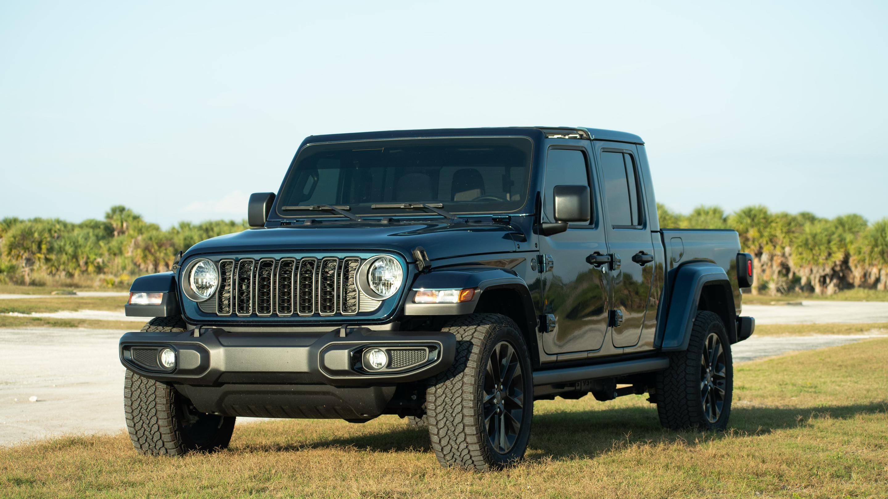 Jeep Gladiator 2025 in Pinellas Park, FL