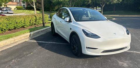 Tesla Model Y 2023