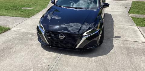 Nissan Altima 2023