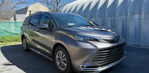 Toyota Sienna 2024