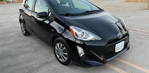Toyota Prius c 2015