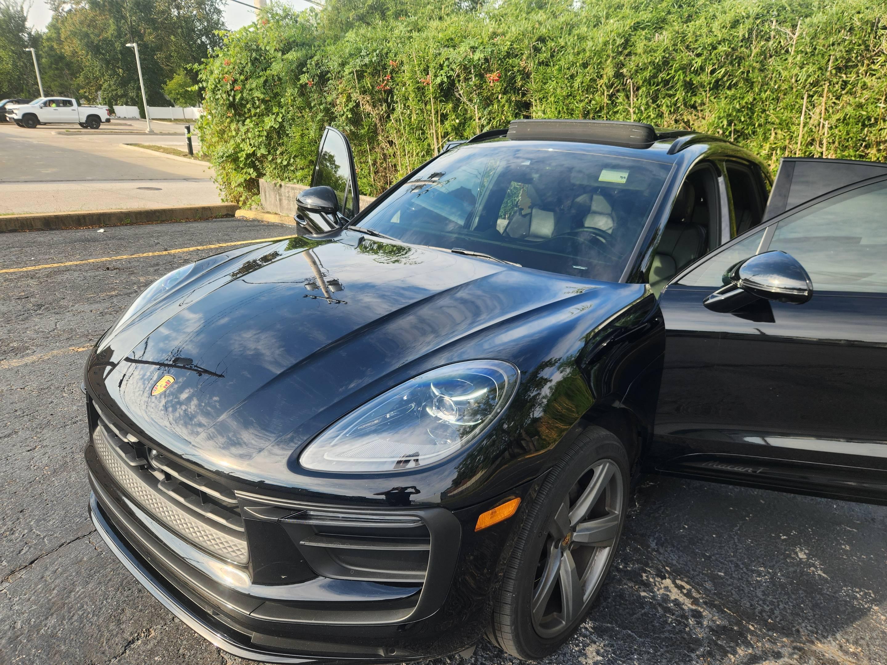 Porsche Macan 2025 in St. Louis, MO