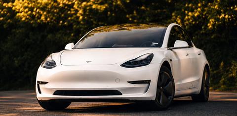 Tesla Model 3 2020