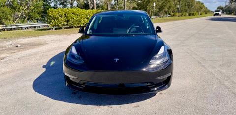 Tesla Model 3 2021