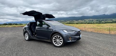 Tesla Model X 2017