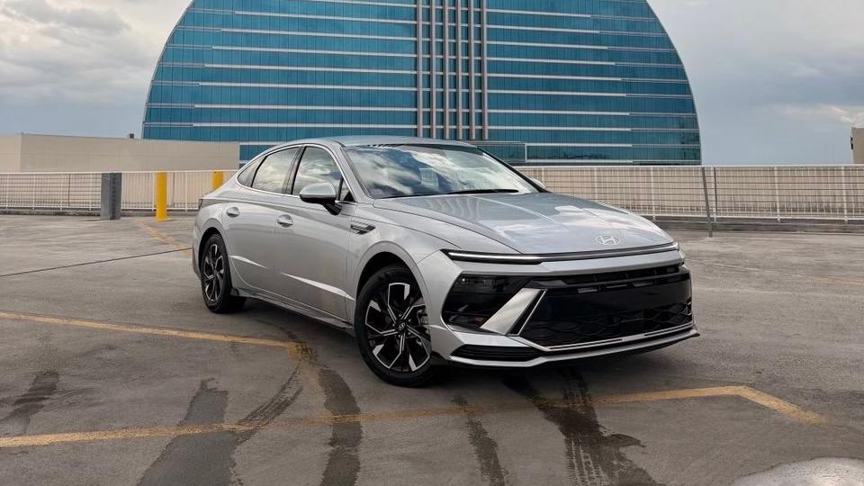 Hyundai Sonata 2025 in Fort Lauderdale, FL