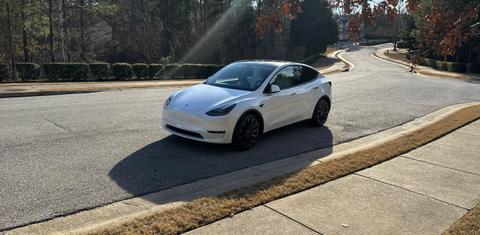 Tesla Model Y 2022