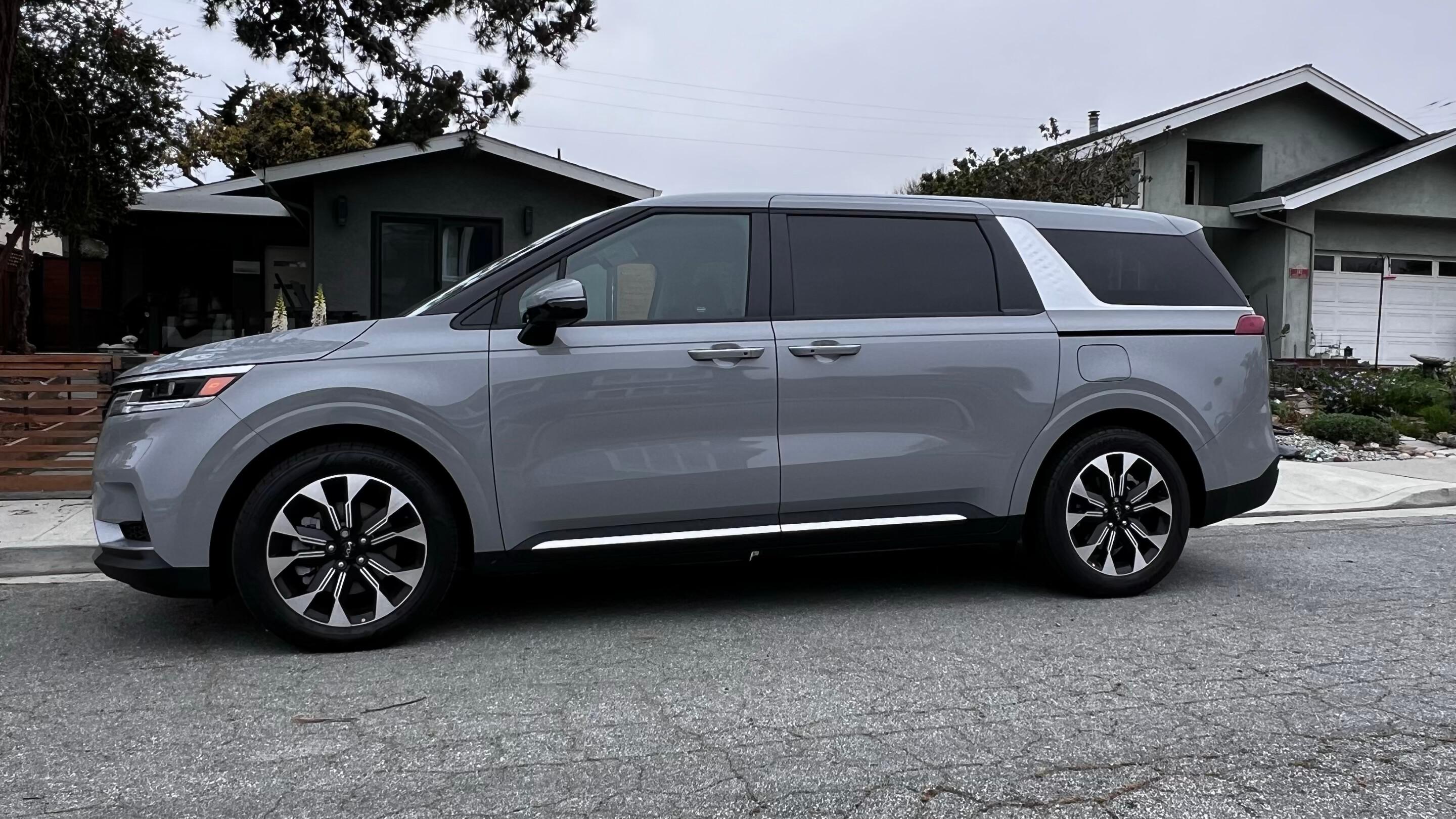 Kia Carnival 2024 in Santa Cruz, CA