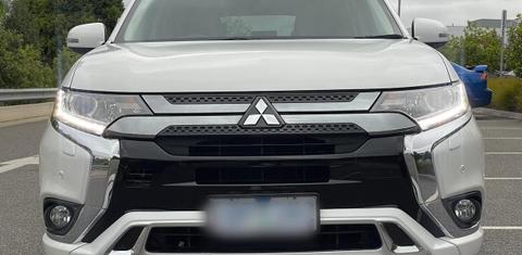 Mitsubishi OUTLANDER 2019