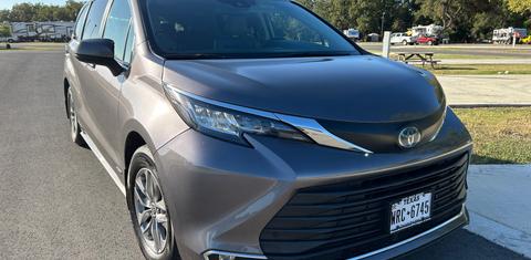 Toyota Sienna 2021