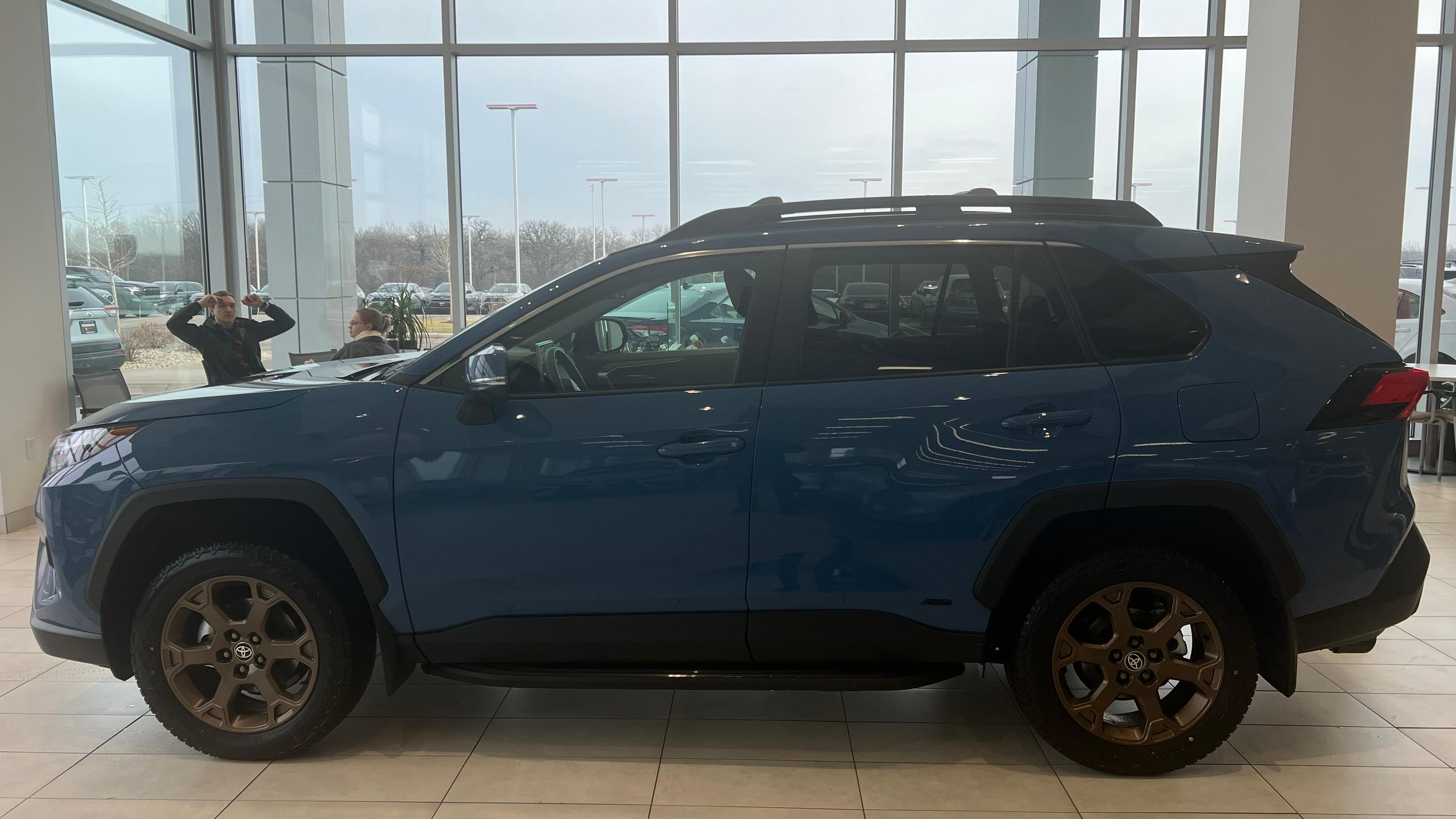 Toyota RAV4 Hybrid 2023 in 