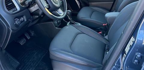 Jeep Renegade 2023