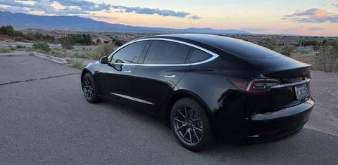 Tesla Model 3 2018